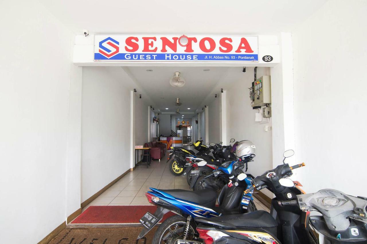 Sentosa Guest House Pontianak Exteriér fotografie