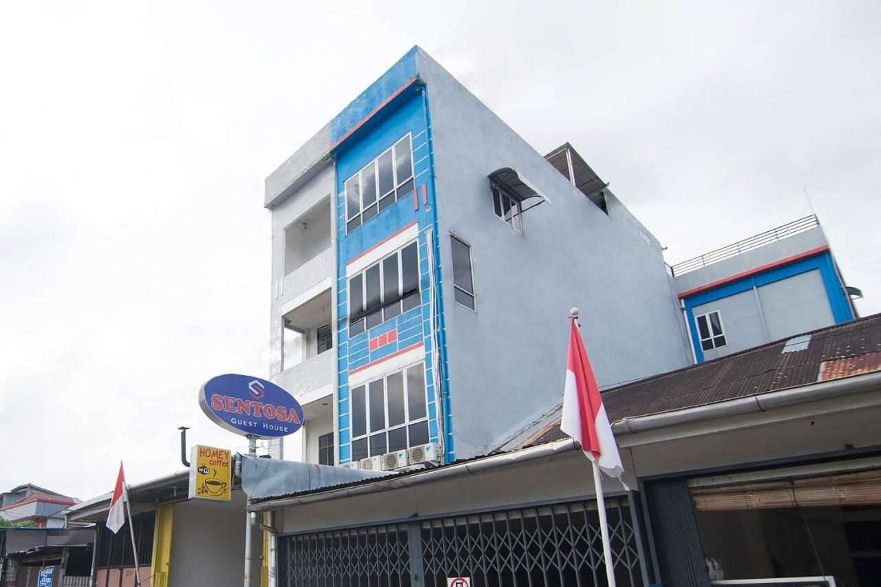 Sentosa Guest House Pontianak Exteriér fotografie